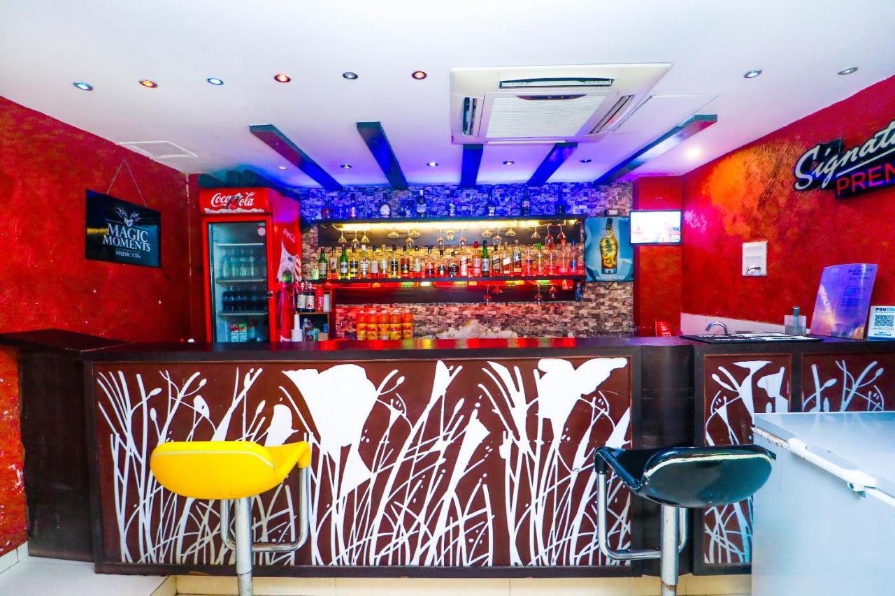Hotel Rajshree & Spa Chandīgarh Exteriör bild