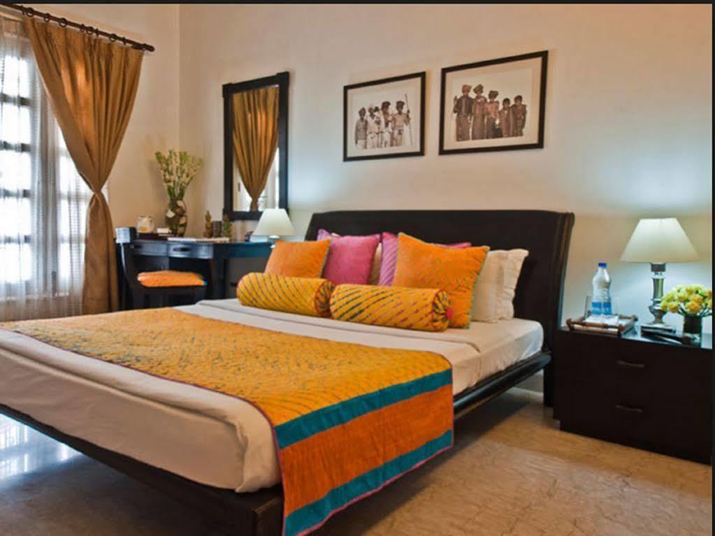 Hotel Rajshree & Spa Chandīgarh Exteriör bild